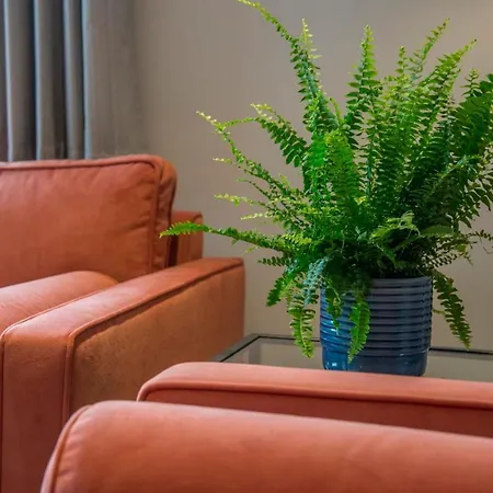 The Quadrant - The Botanical Apartment *