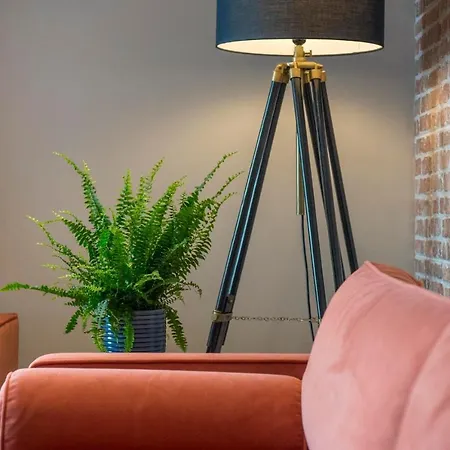 The Quadrant - The Botanical Apartment