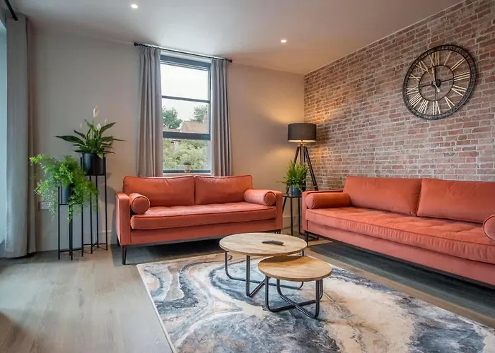 The Quadrant - The Botanical Apartment *