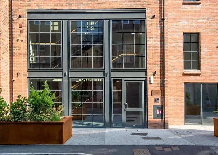 The Quadrant - The Botanical