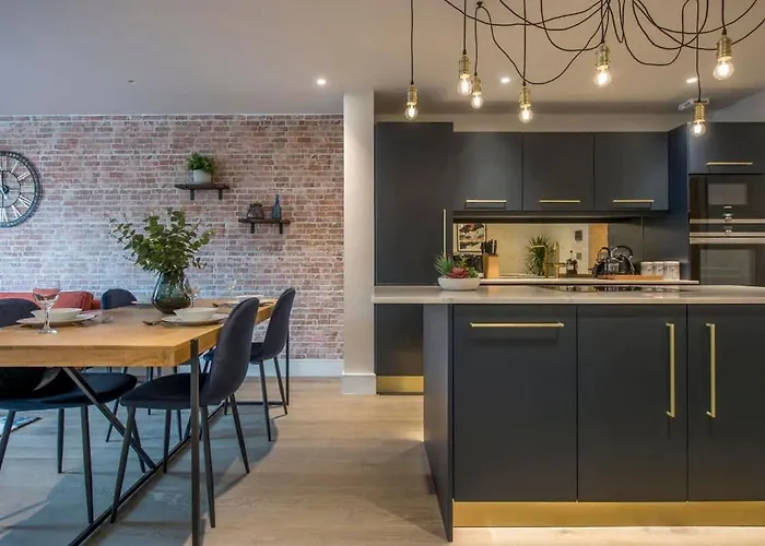 The Quadrant - The Botanical